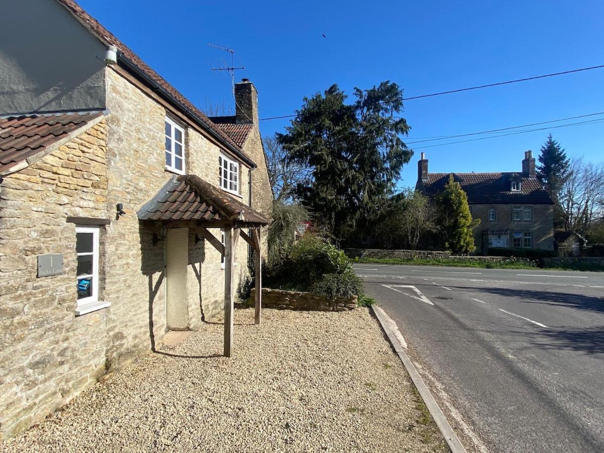 The Explorers Rest - Cottage - Frome Buckland Dinham Екстериор снимка